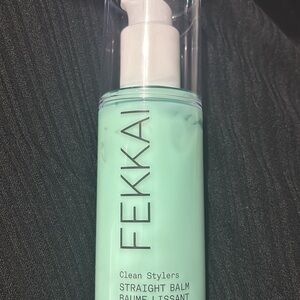 FEKKAI Mint Green Straight Balm - Lightweight Smoothing Styler